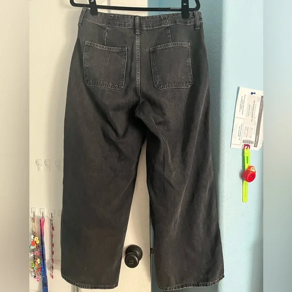 Old Navy High Waisted Baggy Wide Leg Jeans, Size 8P - Picture 5 of 7